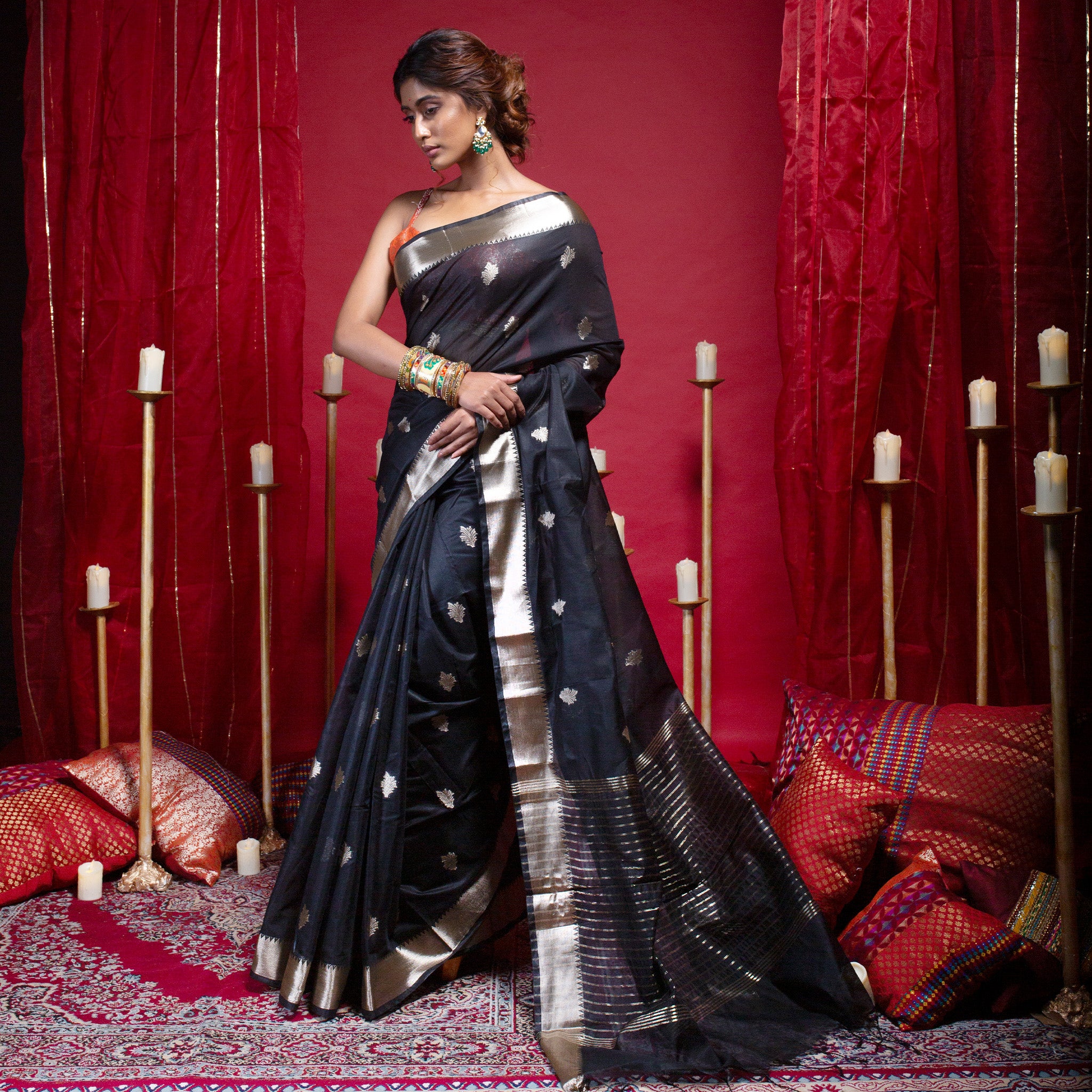 Buy Black Banarasi Sarees at the Best Prices in Karagiri