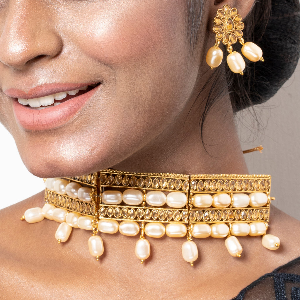 GOLDEN STONE CHOKER NECKLACE SET