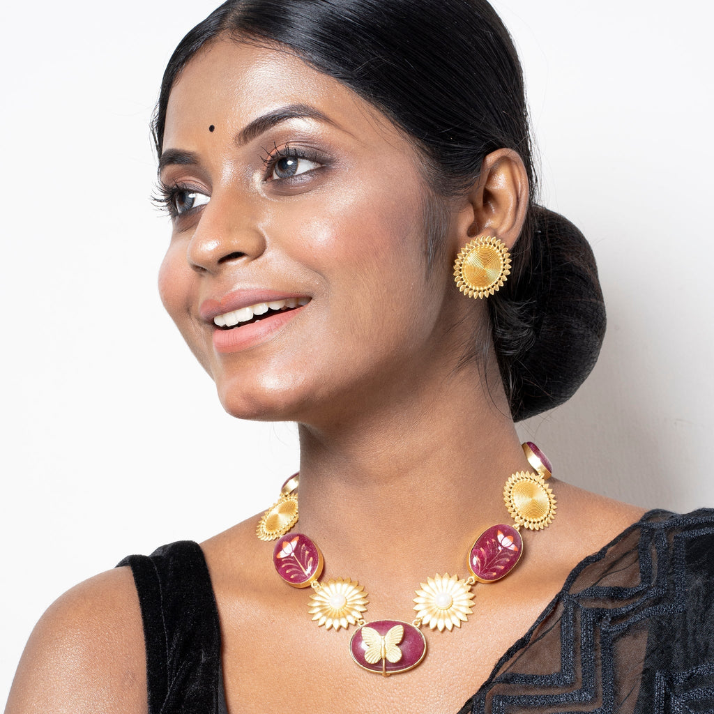 GOLDEN AND RED HAND PAINTED NECKLACE SET